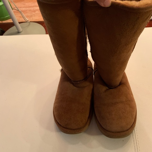 Classic UGG boots - Picture 3 of 5